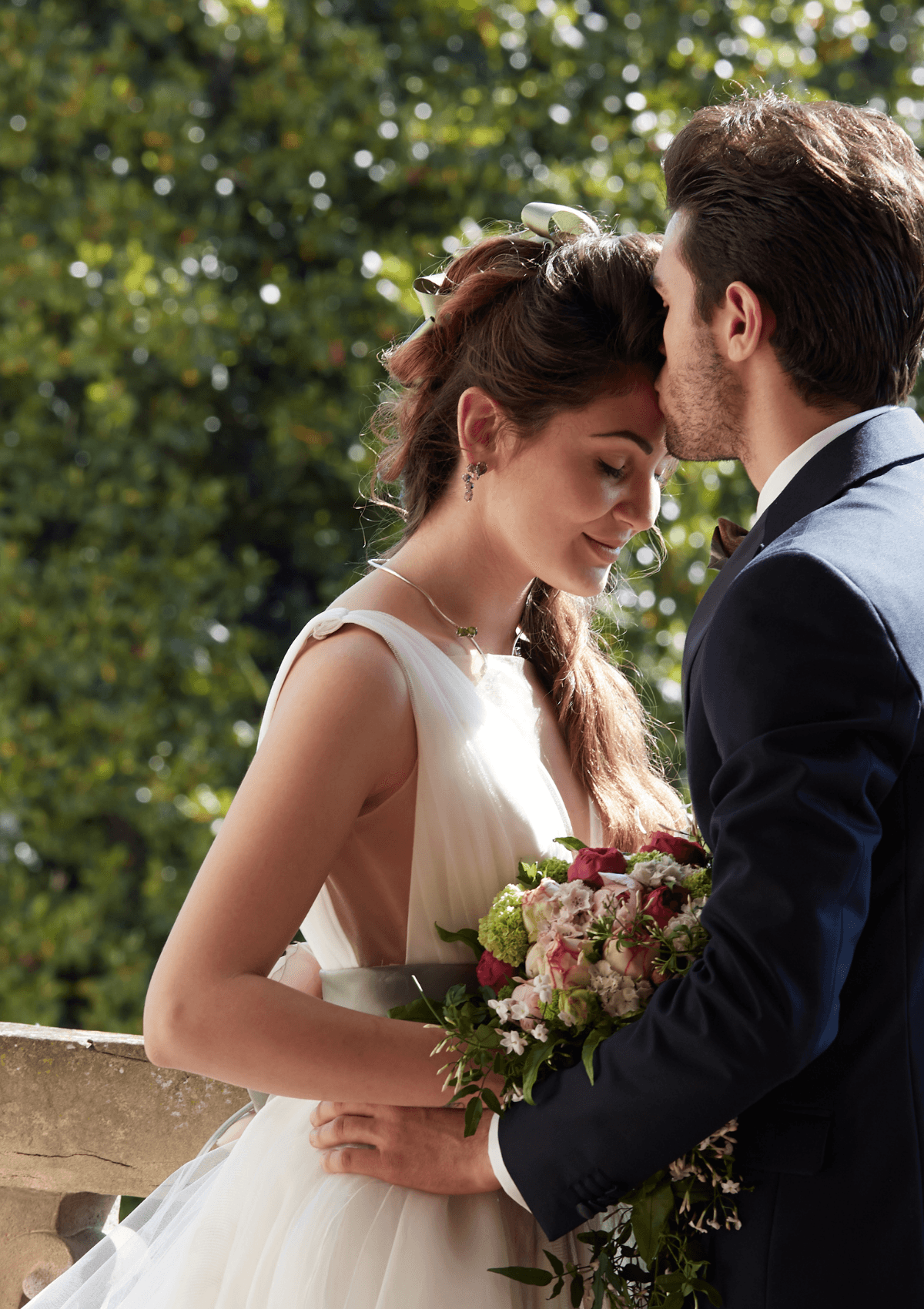 Invitaciones digitales con diseño clásico para bodas